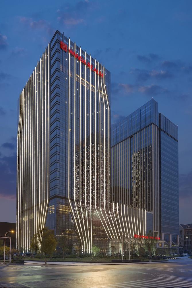 ว่านต้า เรล์ม อู่ฮั่น Hotel ภายนอก รูปภาพ